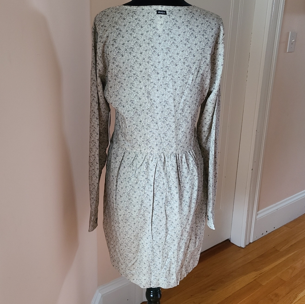 RVCA Junior Harley Dress - Picture 11 of 13